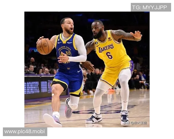 全明星合影出炉！詹姆斯缺席库里坐C位世界队东契奇C位文班抢镜